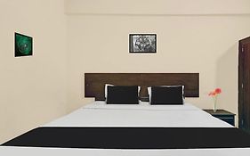 Hotel The Pearl Grand - Top Rated ! Most Awarded ! Parking ! Lift ! Luxury Rooms ! Best Selling